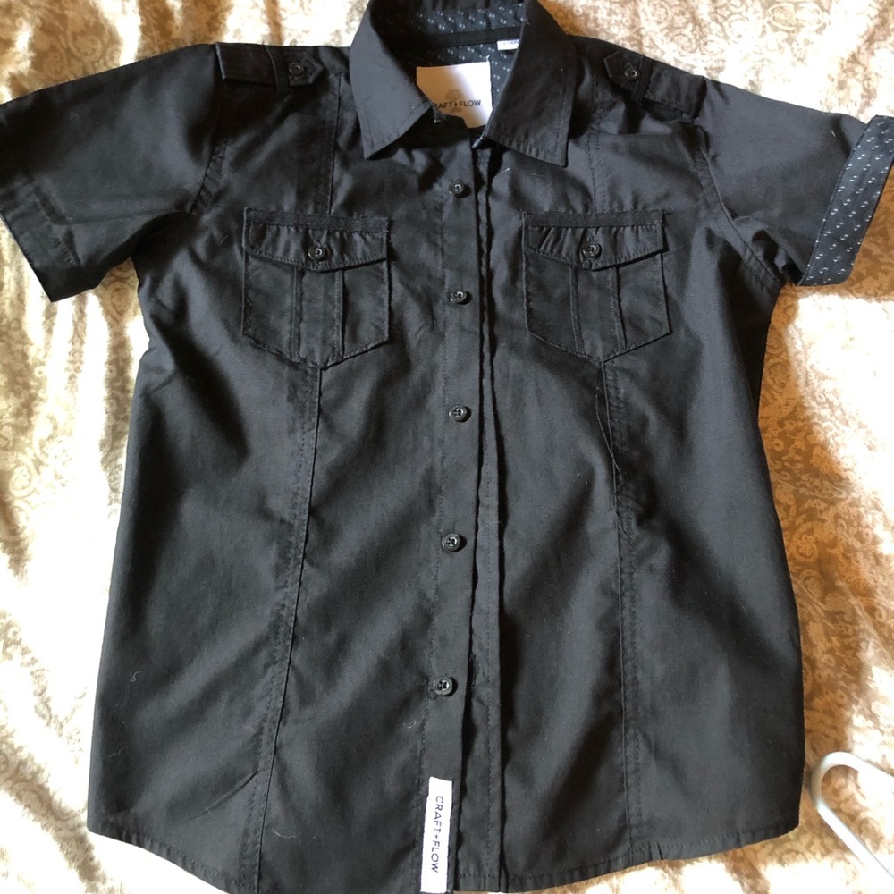 🛍4 for 25🛍 Black Short Sleeved Button up
